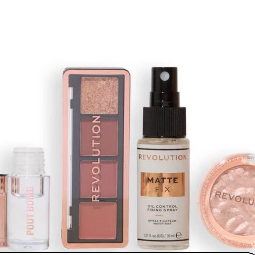 Revolution NEW Minis Forever Lip Gloss and Makeup Set - Picture 3 of 12